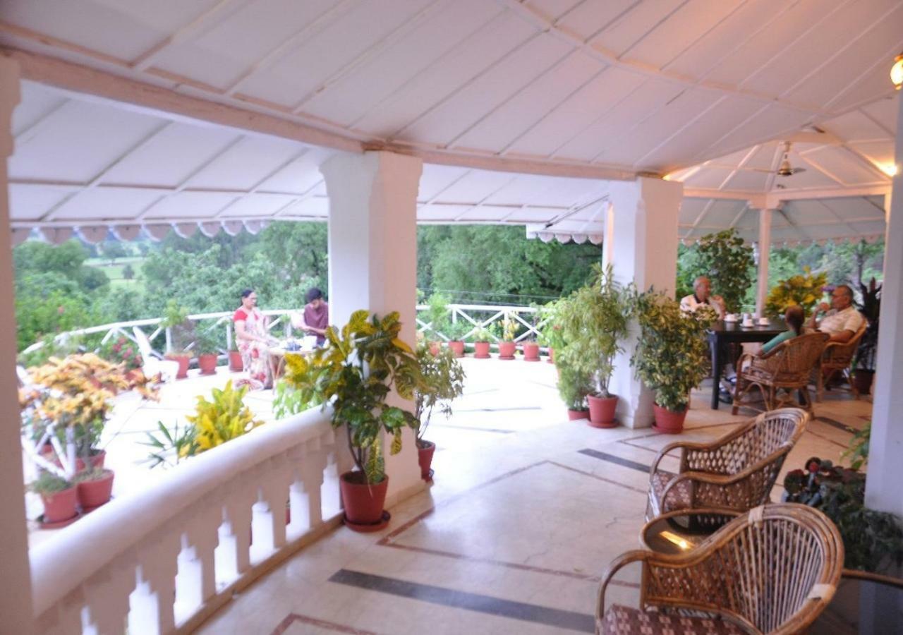 Mpt Rock End Manor, Pachmarhi Hotel Exterior photo