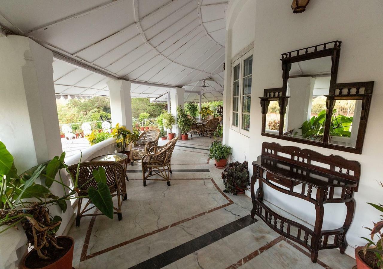 Mpt Rock End Manor, Pachmarhi Hotel Exterior photo