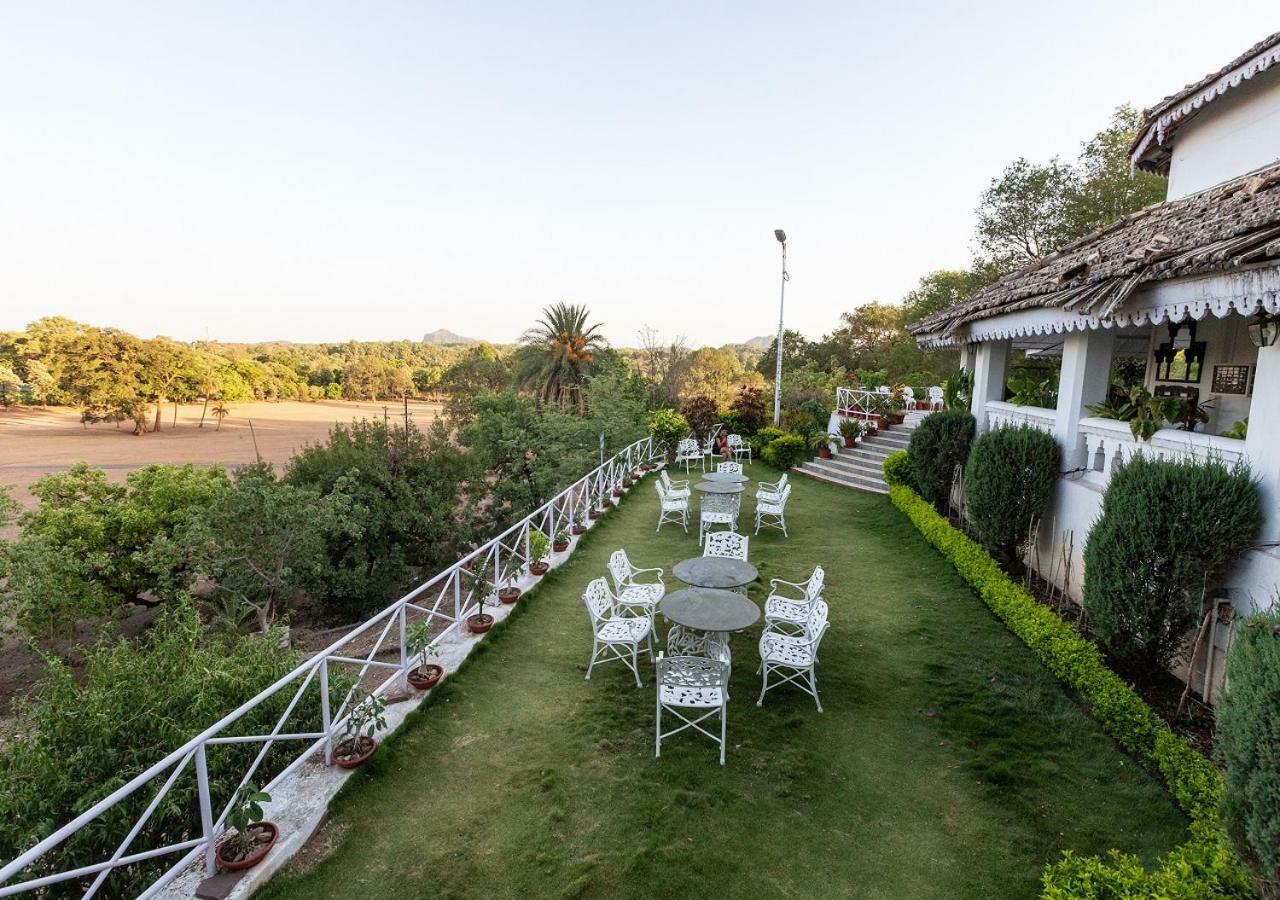 Mpt Rock End Manor, Pachmarhi Hotel Exterior photo
